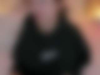 Daraa strom MILF webcam performer live streaming
