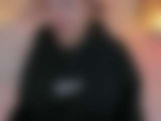 Live cam show with Daraa strom - Blonde Hair MILF on TottyGirls
