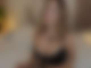 Live cam show with Daraa strom - Blonde Hair Lovense on Camsoda