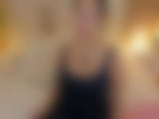 Live cam show with Daraa strom - Lush MILF on Camming Site