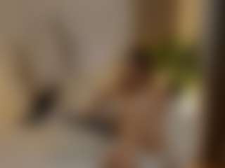 Live cam show with Daraa strom - Athletic Dildo on madthumbs