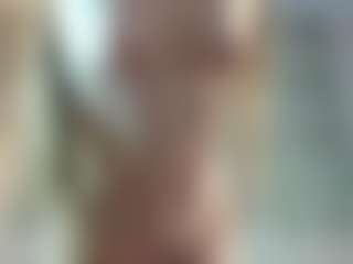 Live cam show with EllieRough - Lush on Dare Cams