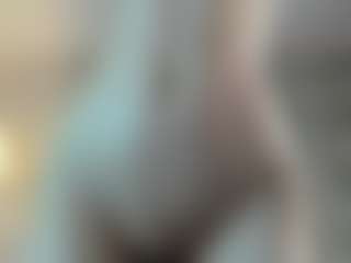 EllieRough's Live Sex Cam Show