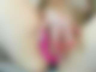 EllieRough's Live Sex Cam Show