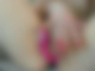 EllieRough's Live Sex Cam Show