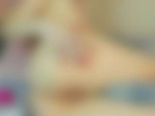 EllieRough's Live Sex Cam Show