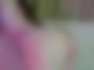 Live cam show with EllieRough - College on Camsoda