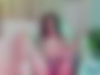 Live cam show with EllieRough - Gray Eyes on https://playwithruby.com
