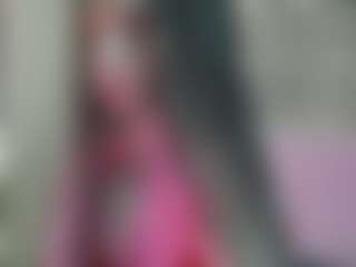 Live cam show with EllieRough - College on luckytryst.com