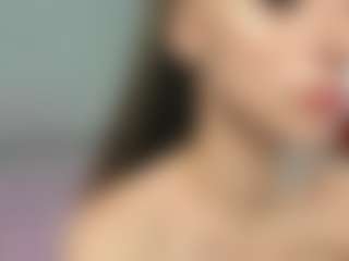 EllieRough's Live Sex Cam Show
