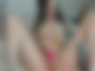 Live cam show with EllieRough - Gray Eyes on CamSodaAdn