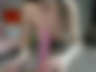 EllieRough's Live Sex Cam Show