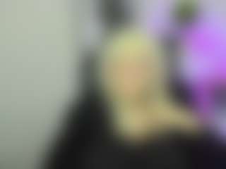 Live cam show with NikaDream1 - Joi on live18s.com