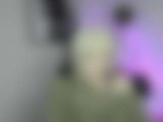 Live cam show with NikaDream1 - Role Play on SquirtSoMuch