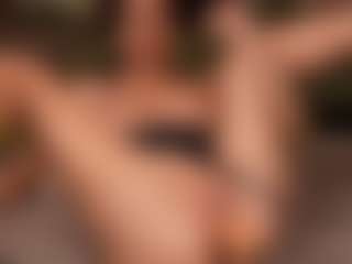 SofiaaWaves's Live Sex Cam Show