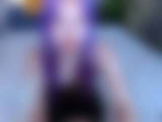 Live cam show with Amellia-Soon - Moaning on AdultVida.com