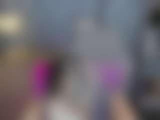 Live cam show with Amellia-Soon - Hidden Cam on Mixed Magazine Live
