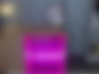 Live cam show with Amellia-Soon - Thin on Mixed Magazine Live