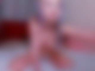 Live cam show with Amellia-Soon - Petite on Cam Slut
