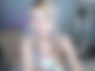 Live cam show with Amellia-Soon - Role Play on Hubzter Live
