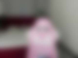 Live cam show with Amellia-Soon - Neon Hair on Camsoda