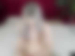 Live cam show with Amellia-Soon - Spanks on Camsoda