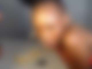 Live cam show with blackfantastickk - Petite on eurowanks.com