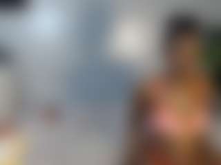 Spettacolo in cam dal vivo con blackfantastickk - Ebony Shaved Pussy su Camsoda