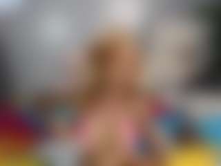Live cam show with blackfantastickk - Skinny on Gym Cam Girls