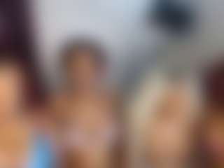Live cam show with blackfantastickk - Brown Eyes Ebony on Dolls Live