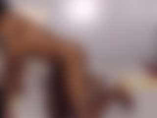 blackwiidoww44's Live Sex Cam Show