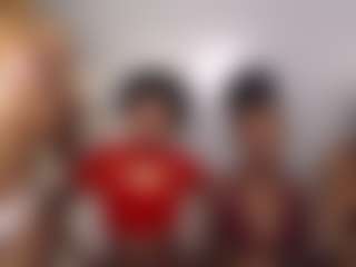 blackwiidoww44's Live Sex Cam Show