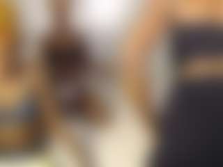 blackwiidoww44's Live Sex Cam Show