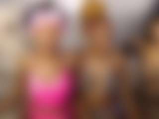 blackwiidoww44's Live Sex Cam Show