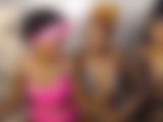 blackwiidoww44's Live Sex Cam Show