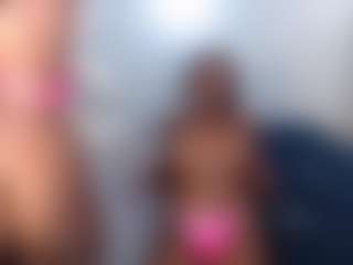 blackwiidoww44's Live Sex Cam Show