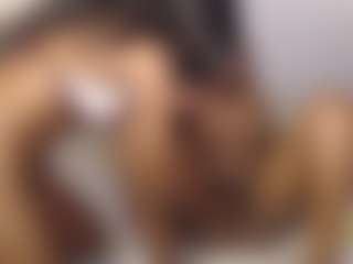 blackwiidoww44's Live Sex Cam Show