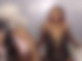 blackwiidoww44's Live Sex Cam Show