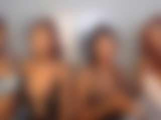 blackwiidoww44's Live Sex Cam Show