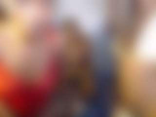 blackwiidoww44's Live Sex Cam Show