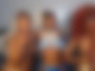 blackwiidoww44's Live Sex Cam Show