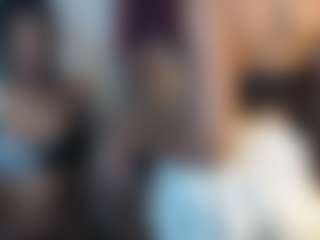 blackwiidoww44's Live Sex Cam Show