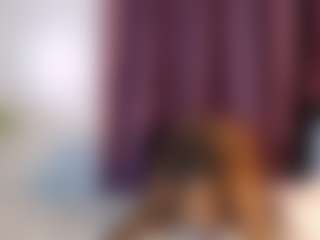 Live cam show with blackwiidoww44 - Ebony Teen (18+) on friskycurves.com