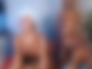 blackwiidoww44's Live Sex Cam Show