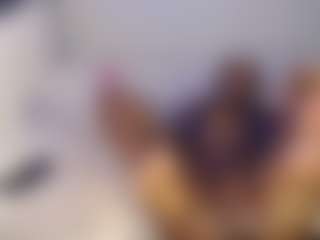blackwiidoww44's Live Sex Cam Show