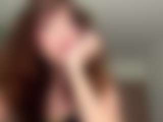 Live cam show with DeidraLaquay - Average on Cam Slut