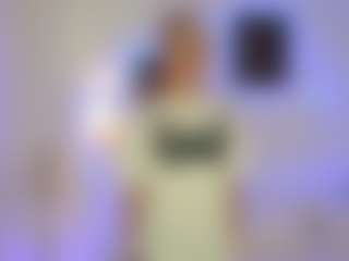 Emiora's Live Sex Cam Show