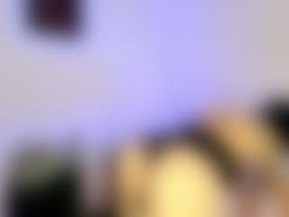 Emiora's Live Sex Cam Show