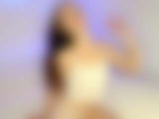 Emiora's Live Sex Cam Show