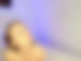 Emiora's Live Sex Cam Show